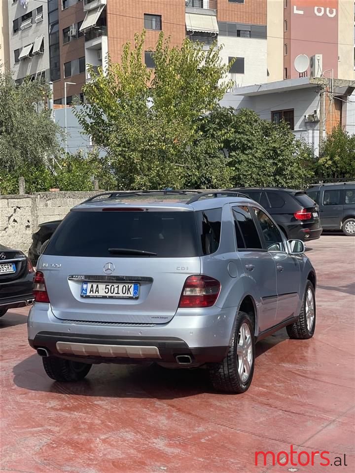 2007' Mercedes-Benz ML 320 photo #3