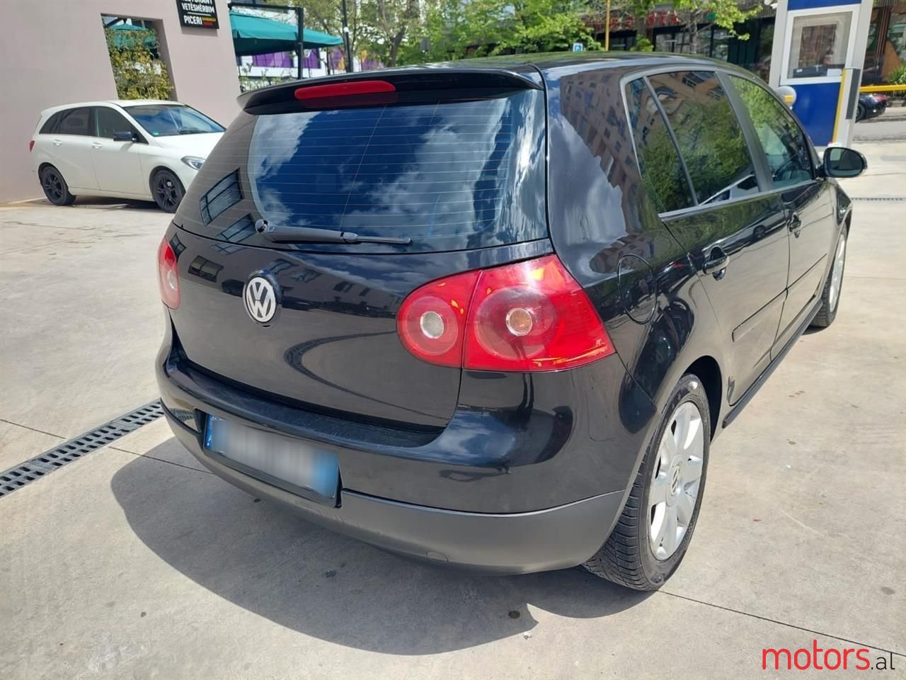 2006' Volkswagen Golf photo #6