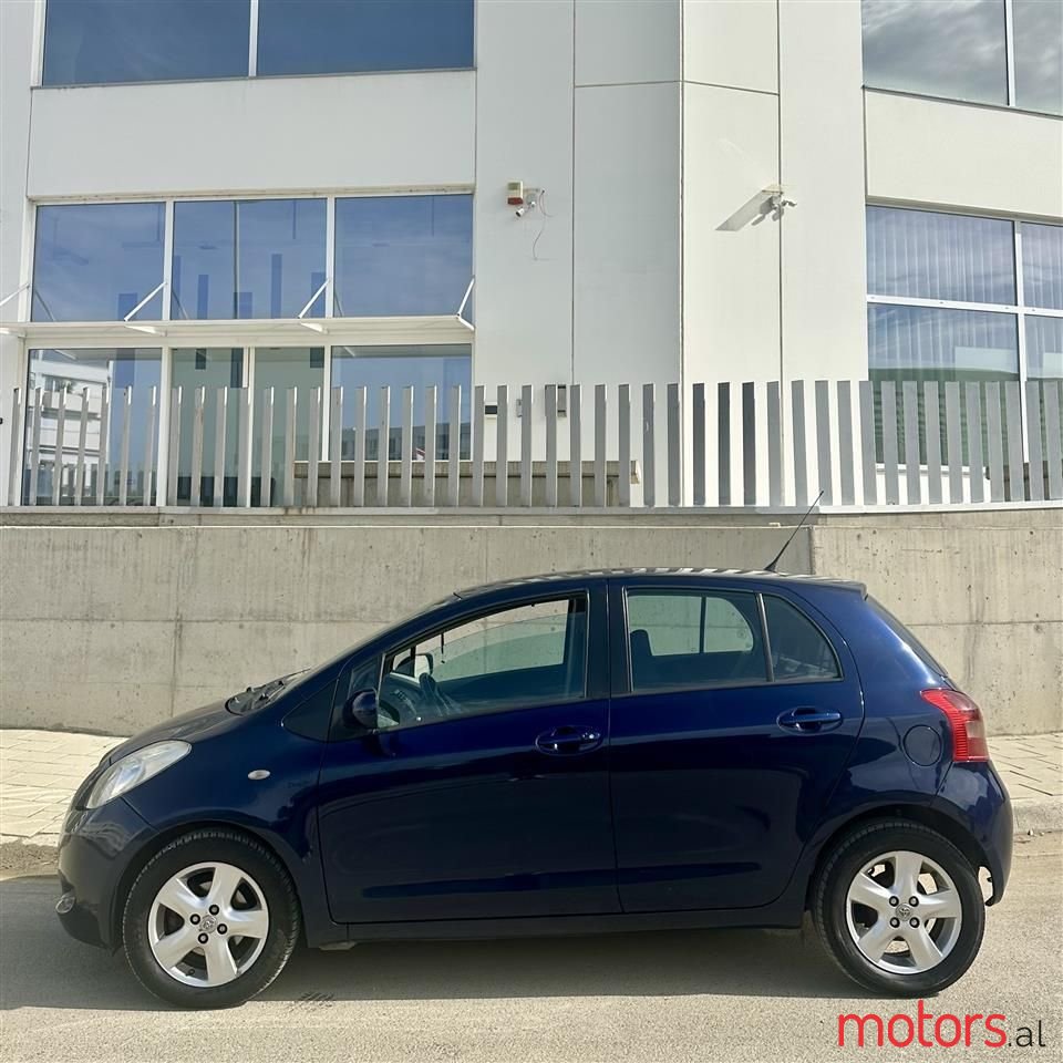2007' Toyota Yaris photo #4