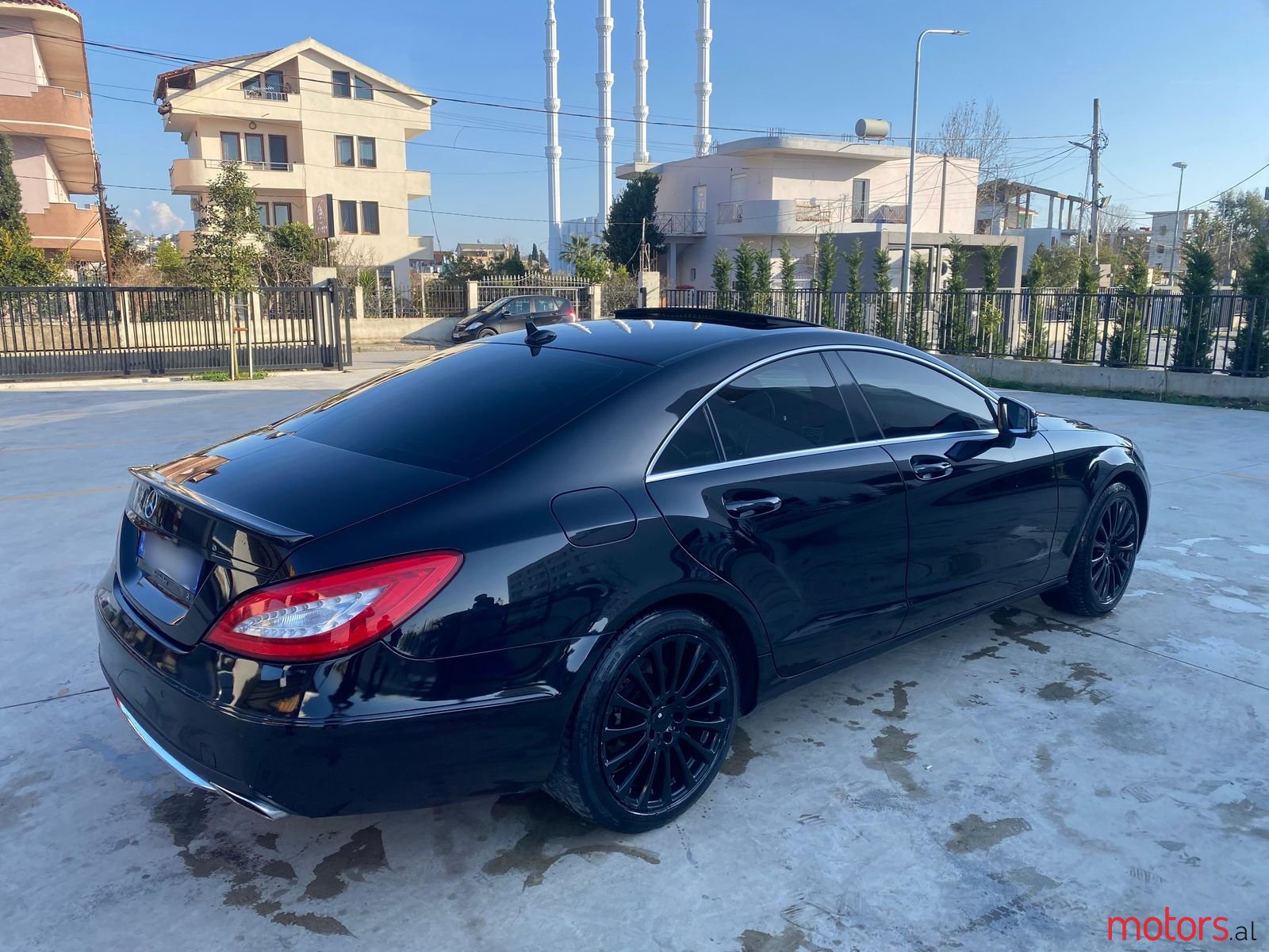 2011' Mercedes-Benz CLS 350 photo #1