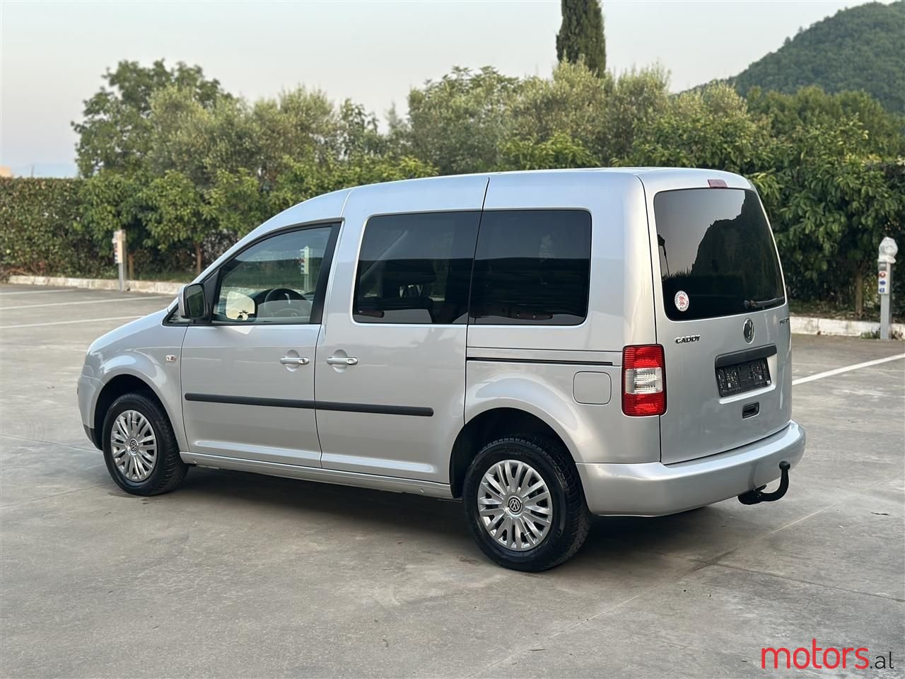 2008' Volkswagen Caddy photo #4