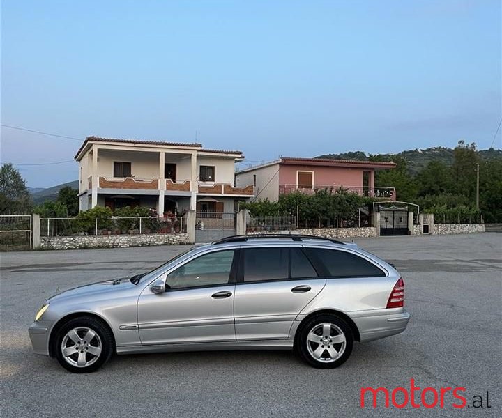 2005' Mercedes-Benz C 230 photo #4