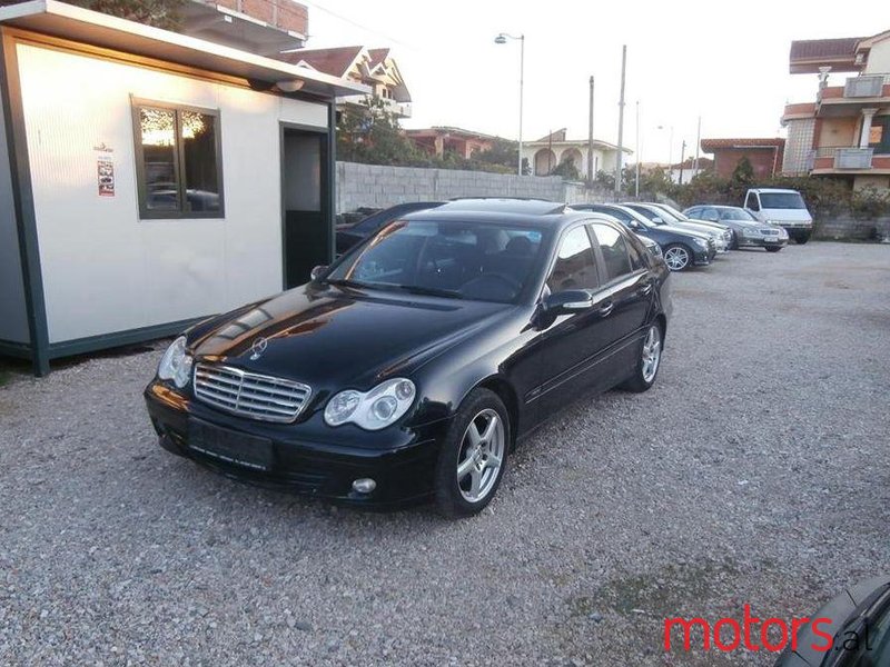 2006' Mercedes-Benz C 220 photo #2