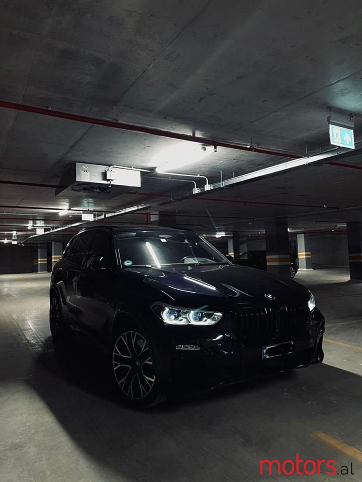 2019' BMW X5 photo #1