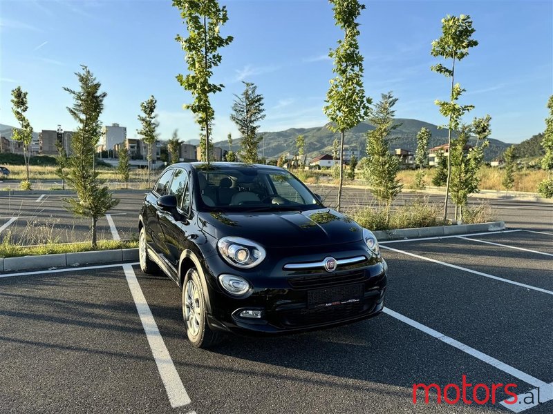 2017' Fiat 500X photo #4