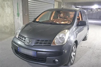 2006' Nissan Note