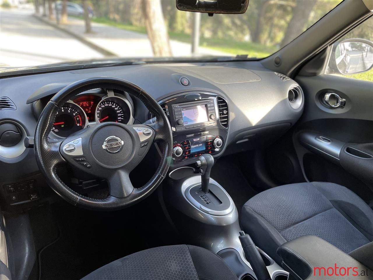 2011' Nissan Juke photo #4