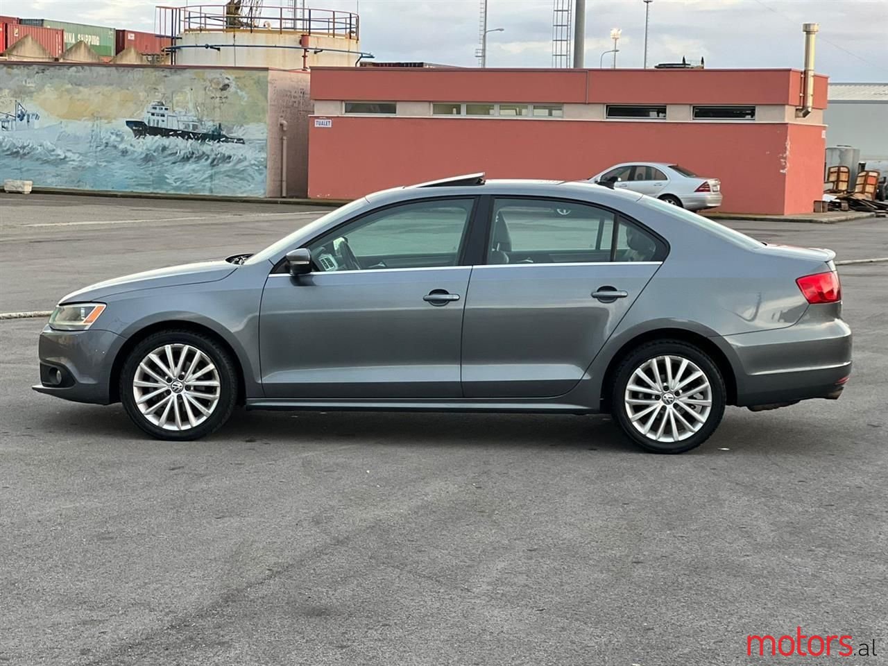 2013' Volkswagen Jetta photo #3