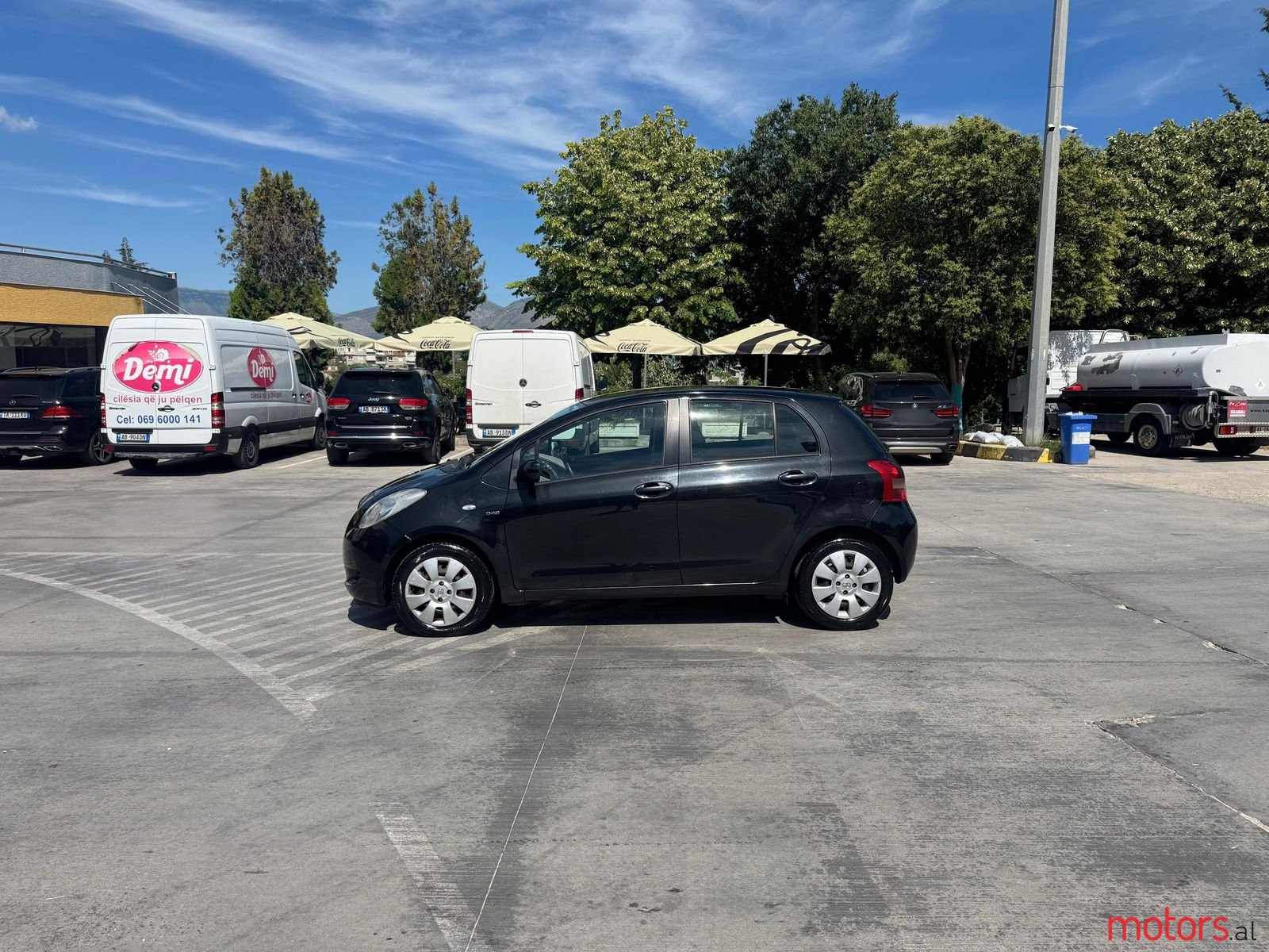2007' Toyota Yaris photo #3
