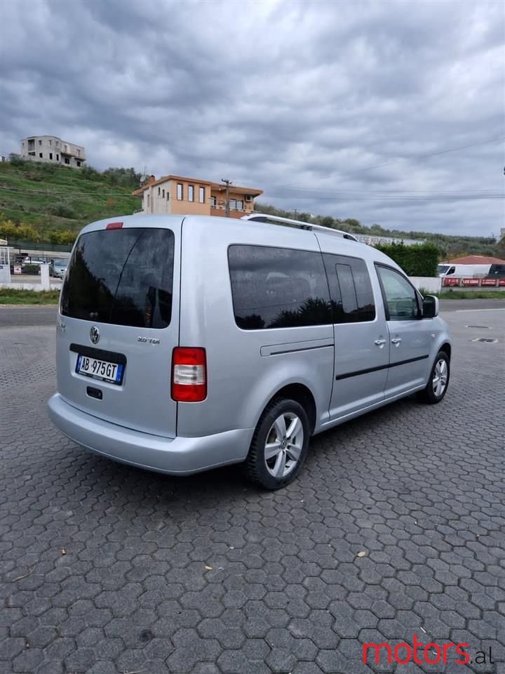 2010' Volkswagen Caddy photo #1