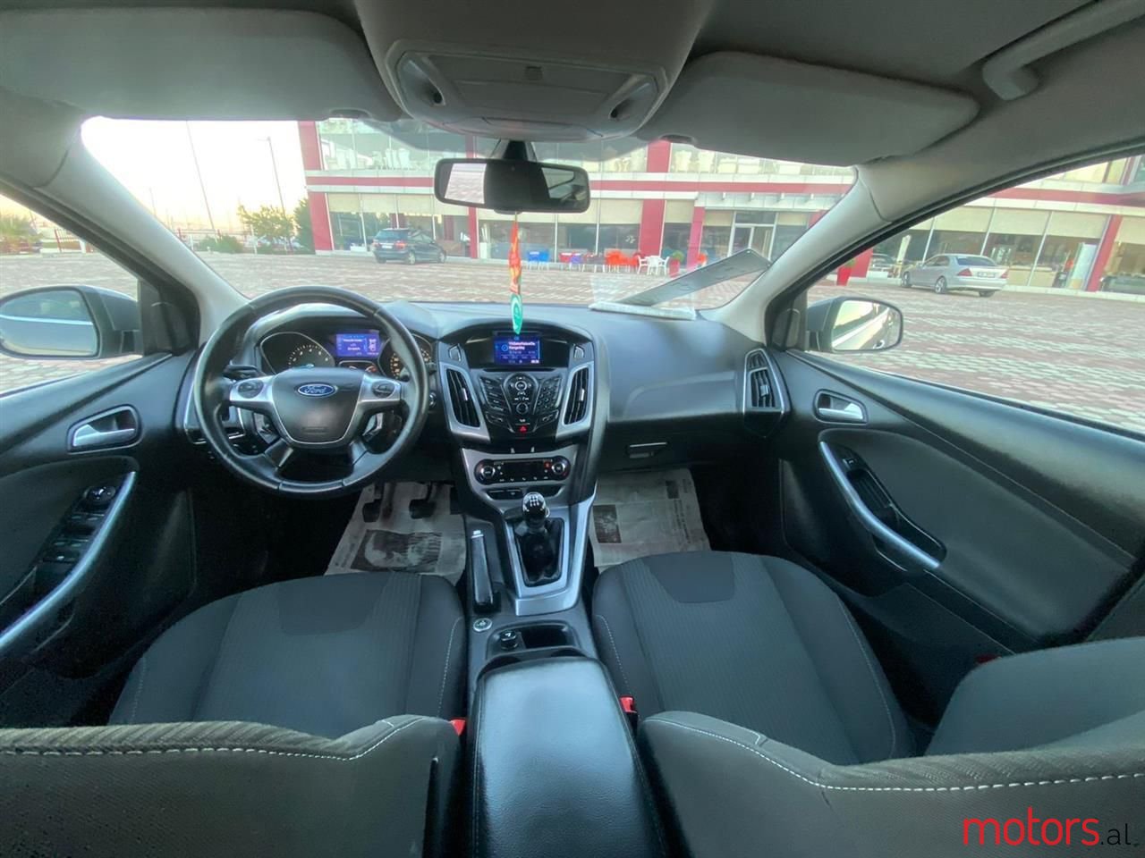 2012' Ford Focus photo #6