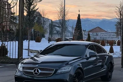 2012' Mercedes-Benz CLS 350