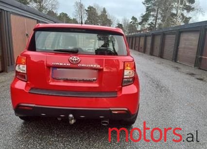 2011' Toyota Urban Cruiser photo #2