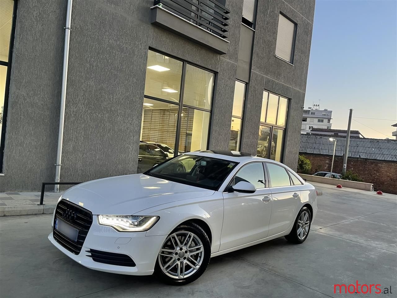 2013' Audi A6 photo #2