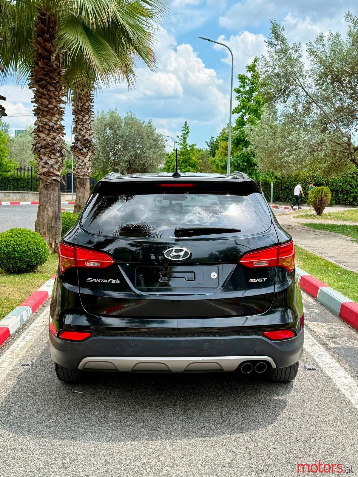 2013' Hyundai Santa Fe photo #5