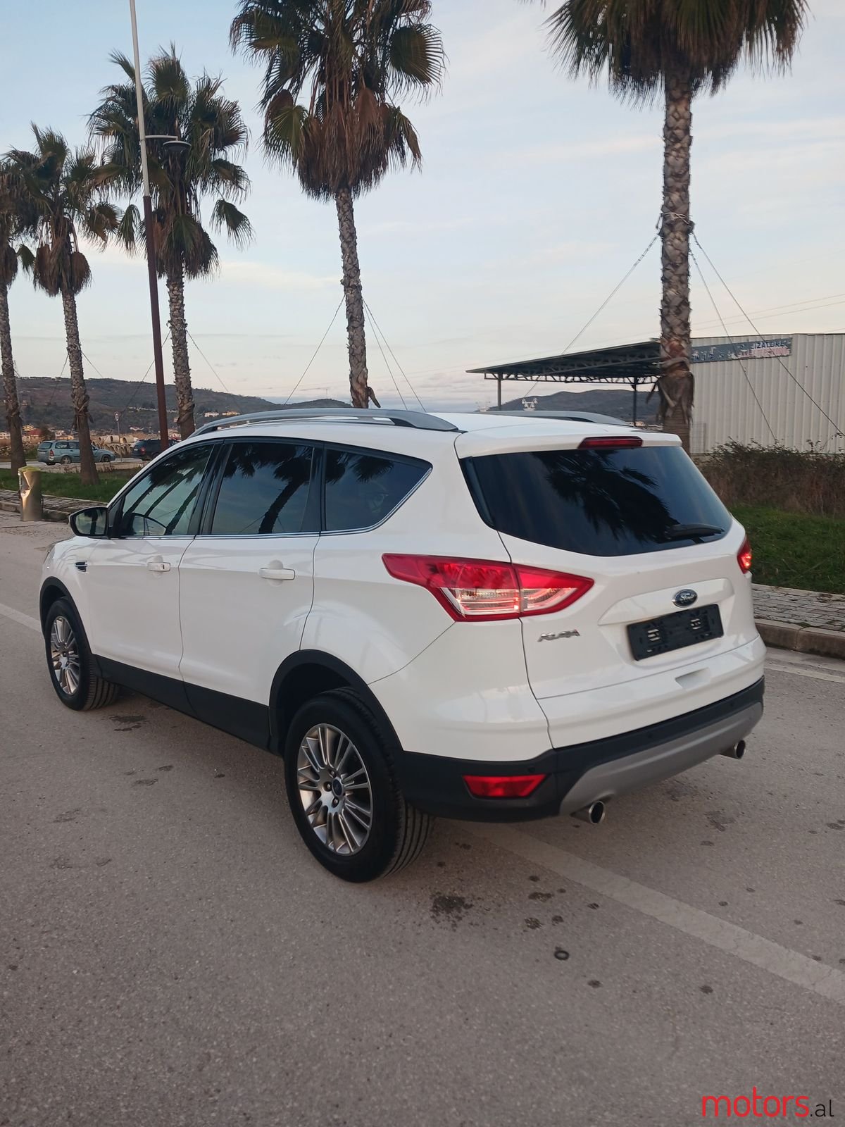 2014' Ford Kuga photo #5