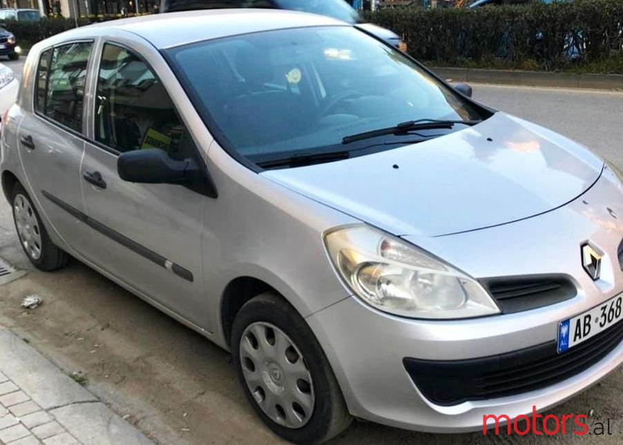 2009' Renault Clio photo #1