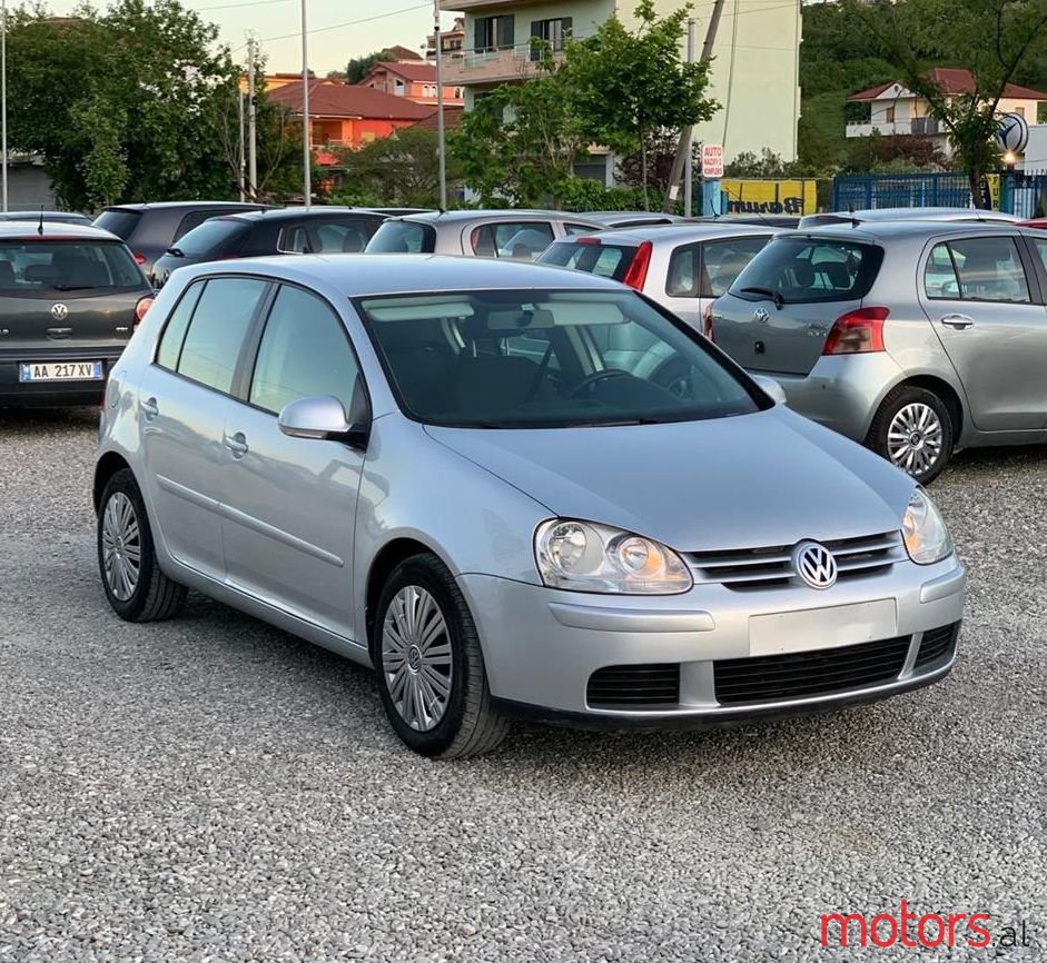 2008' Volkswagen Golf photo #1