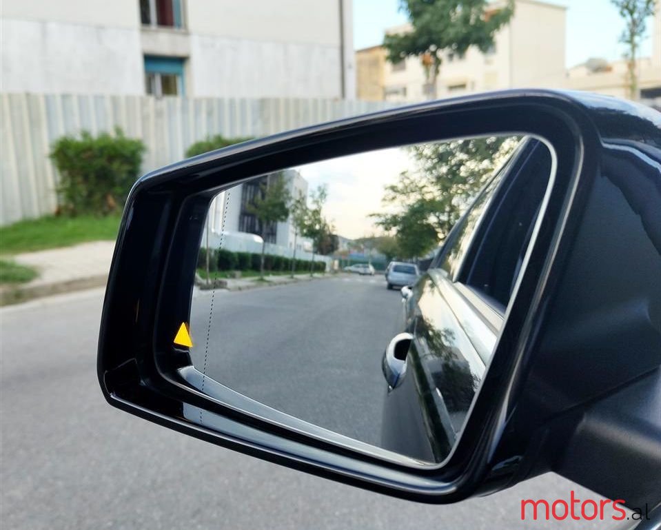 2011' Mercedes-Benz C 200 photo #6