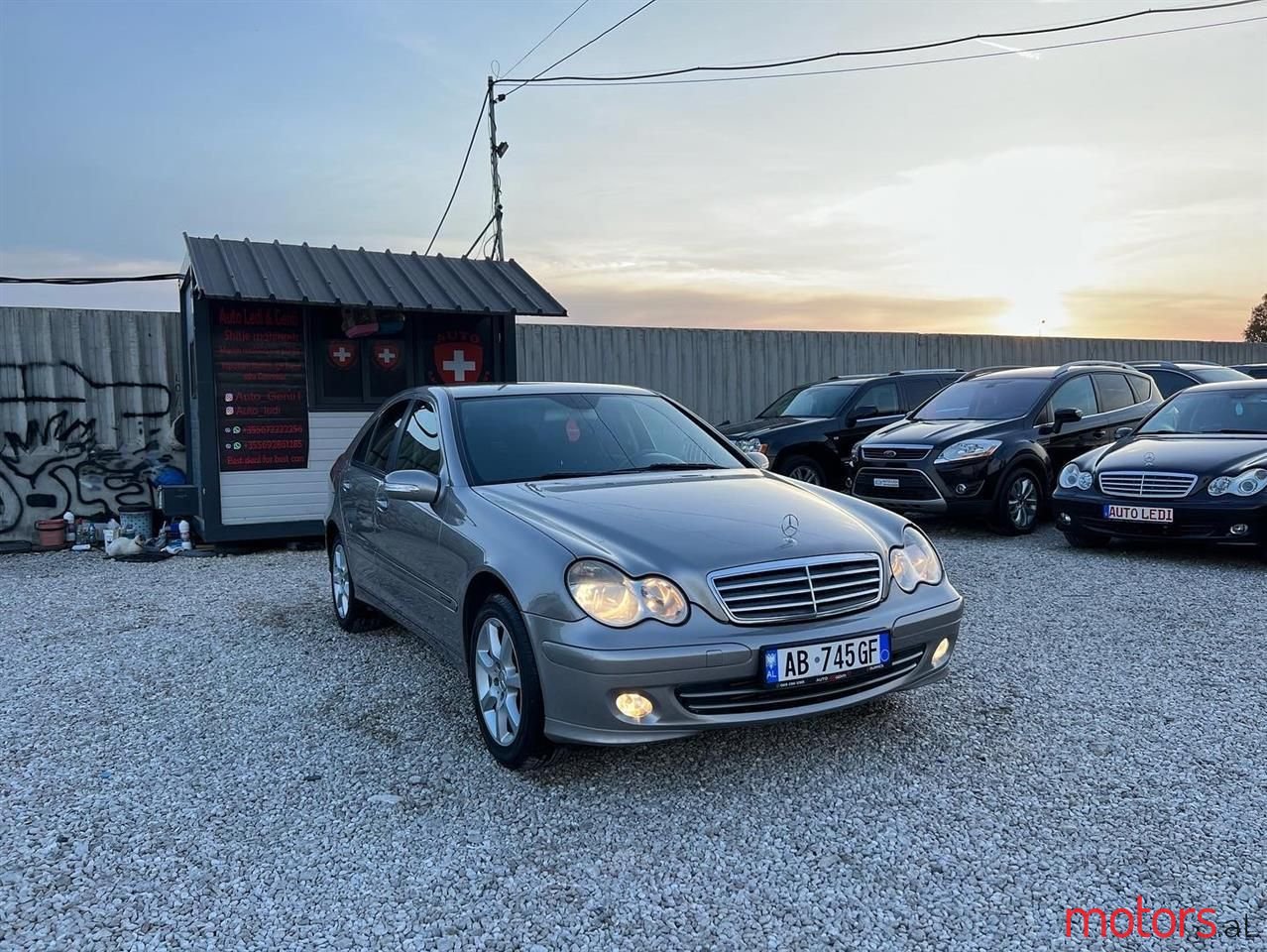 2005' Mercedes-Benz C 180 photo #3