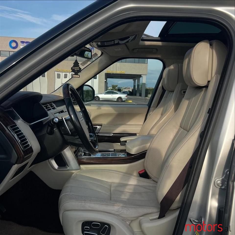 2014' Land Rover Range Rover Evoque photo #5