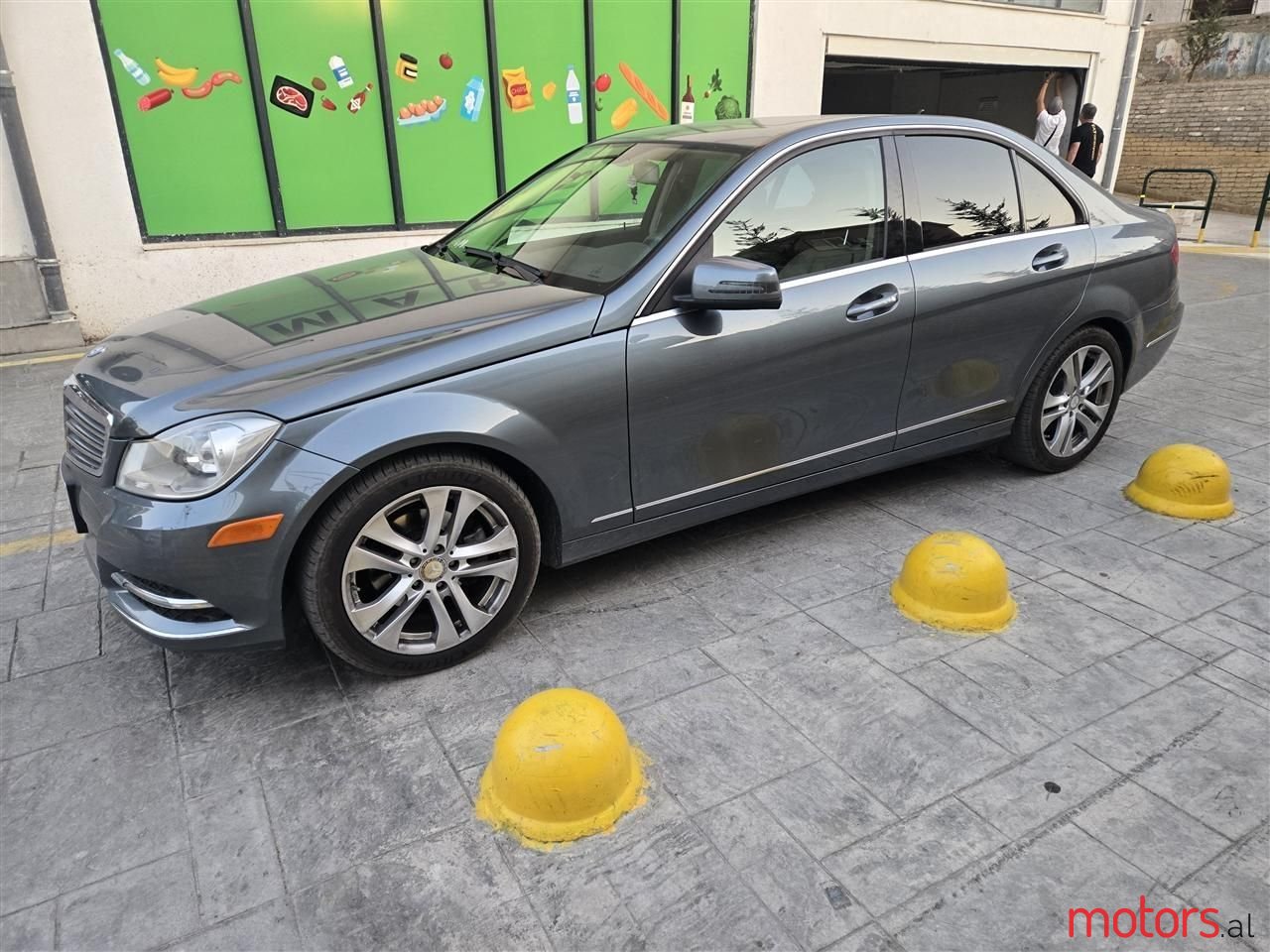 2012' Mercedes-Benz C 300 photo #3