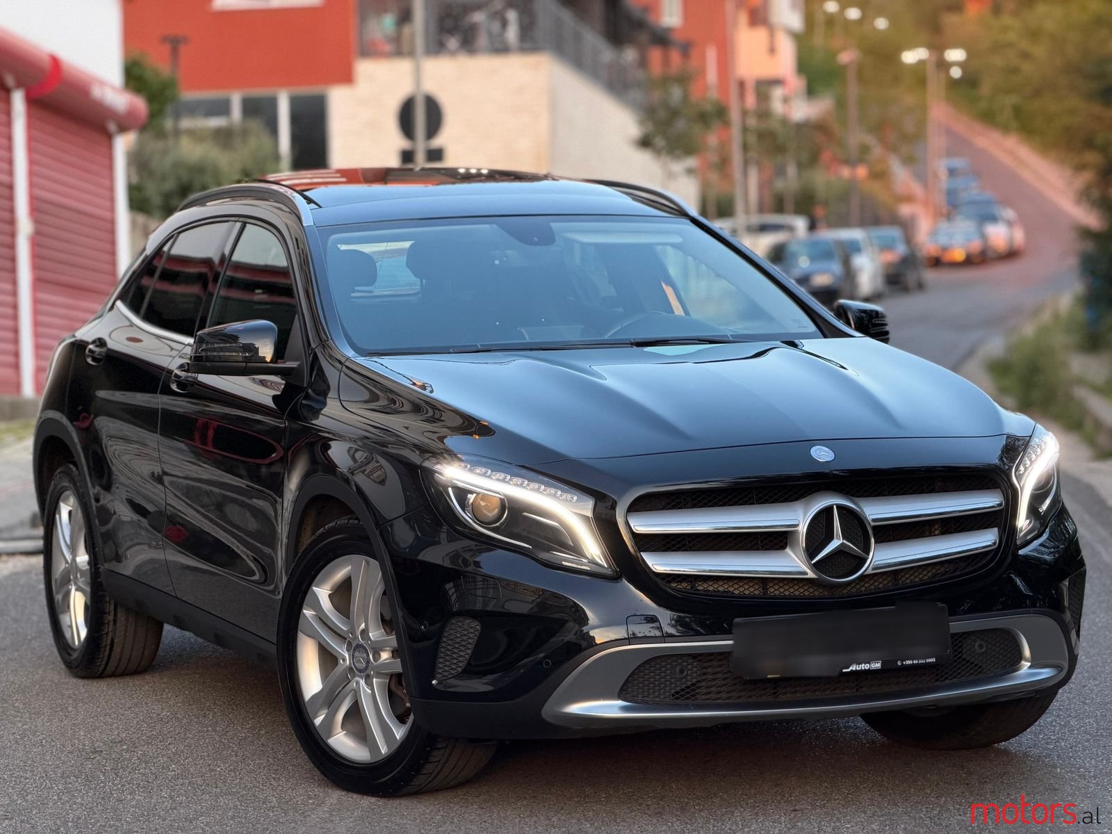 2015' Mercedes-Benz GLA 200 photo #1