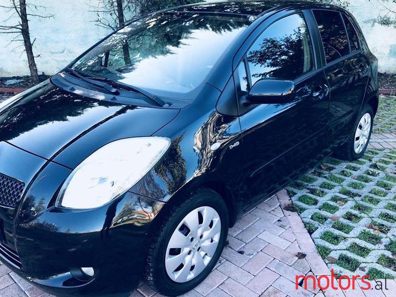 2006' Toyota Yaris photo #1