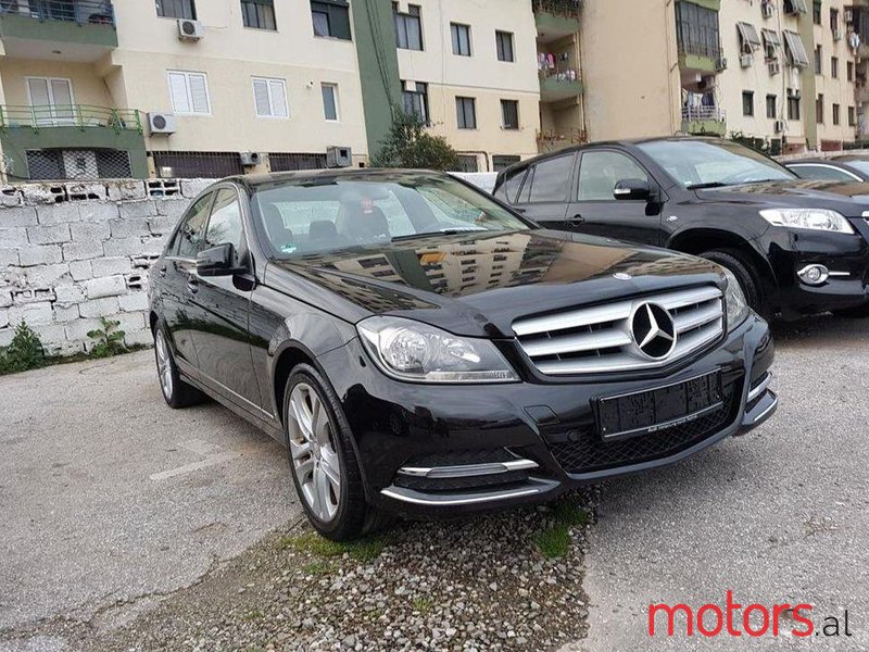 2012' Mercedes-Benz C 220 photo #1