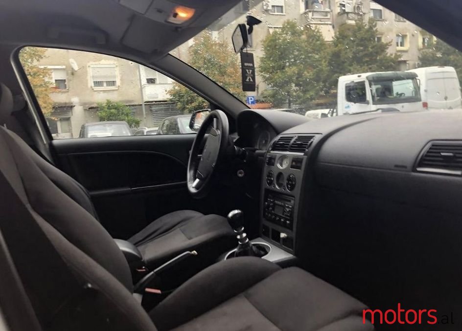 2002' Ford Mondeo photo #5
