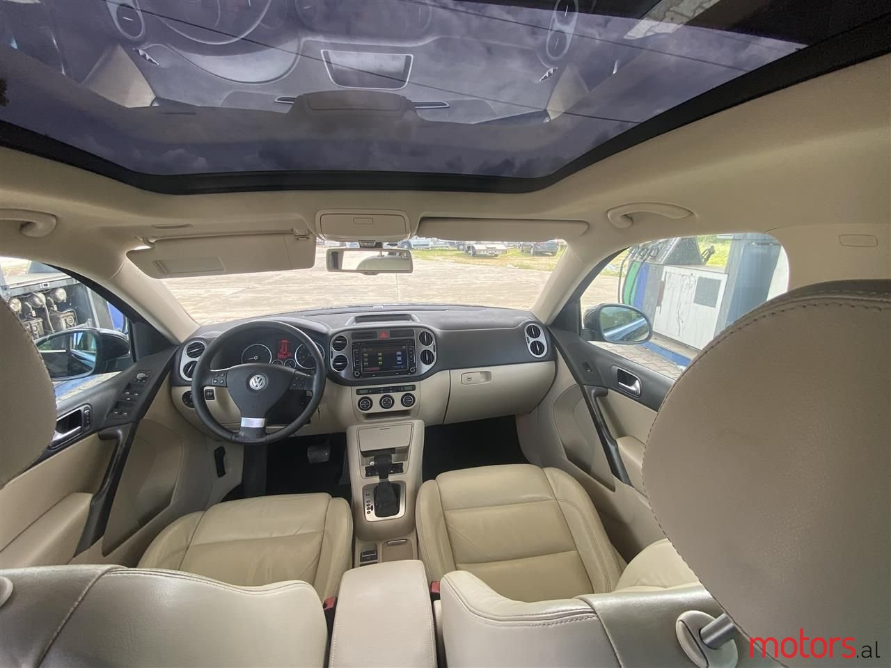 2008' Volkswagen Tiguan photo #3