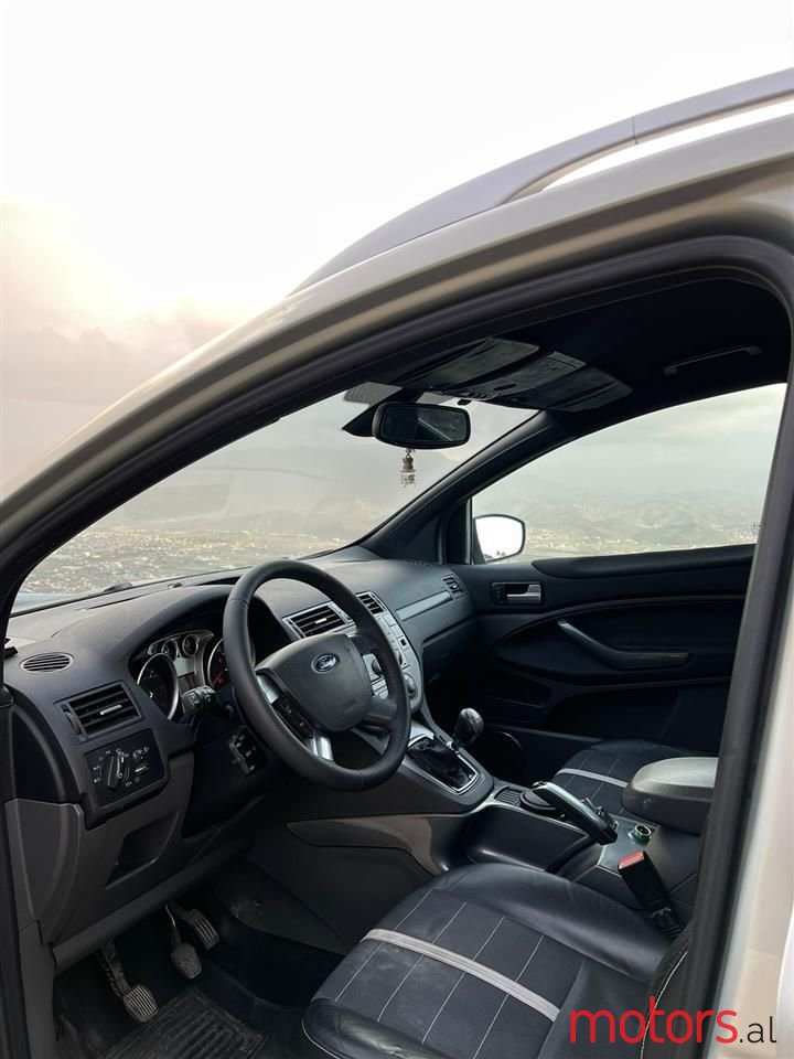 2009' Ford Kuga photo #4