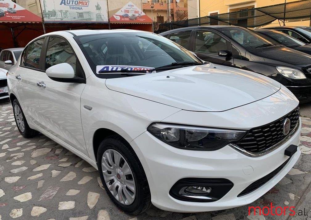 2018' Fiat Tipo photo #1
