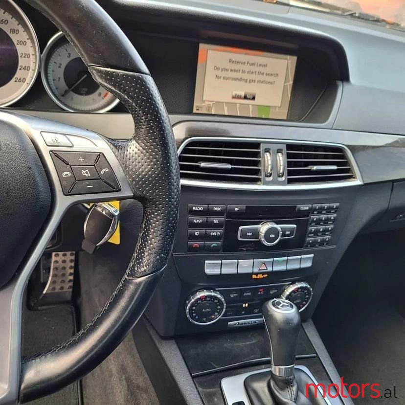 2015' Mercedes-Benz 350 photo #5