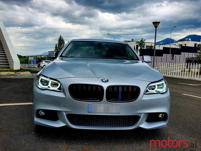 2010' BMW 528 photo #2