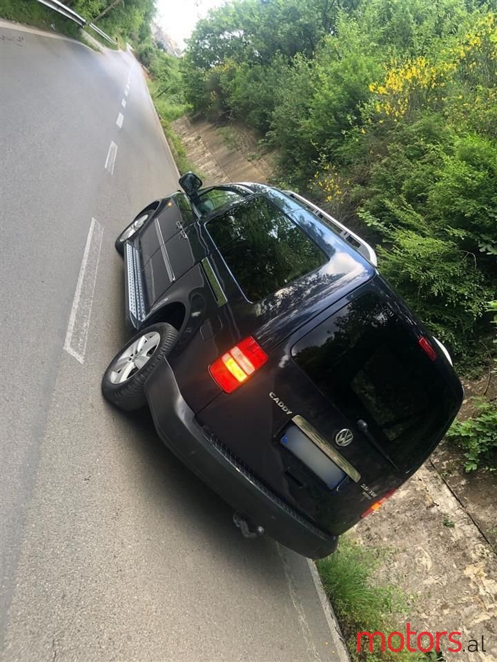 2014' Volkswagen Caddy photo #2