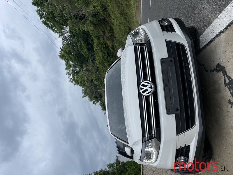 2013' Volkswagen Tiguan Full Panorama photo #5