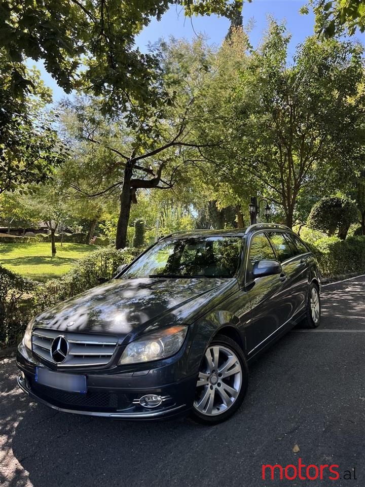 2010' Mercedes-Benz C 220 photo #1