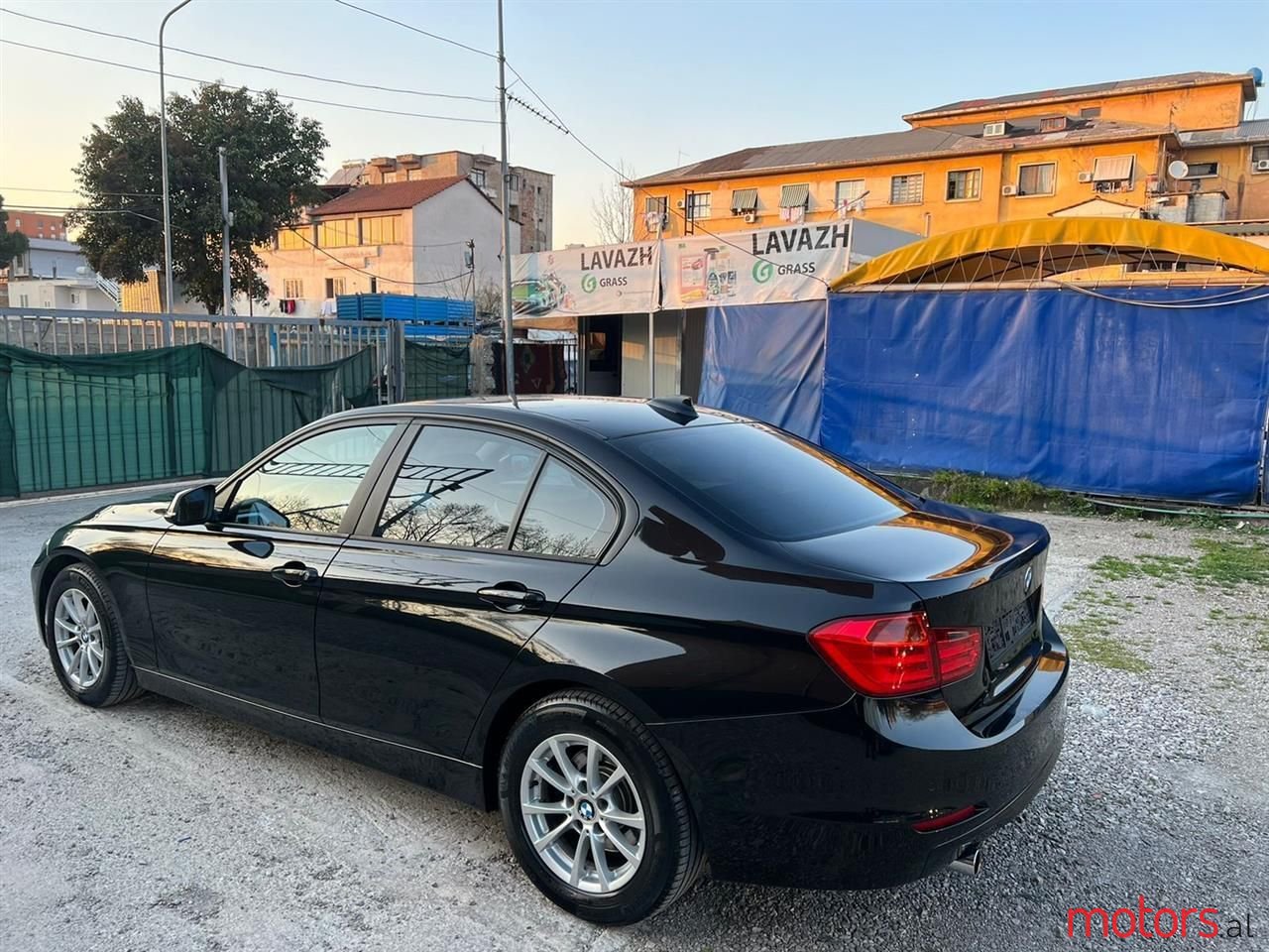 2012' BMW 320 photo #5