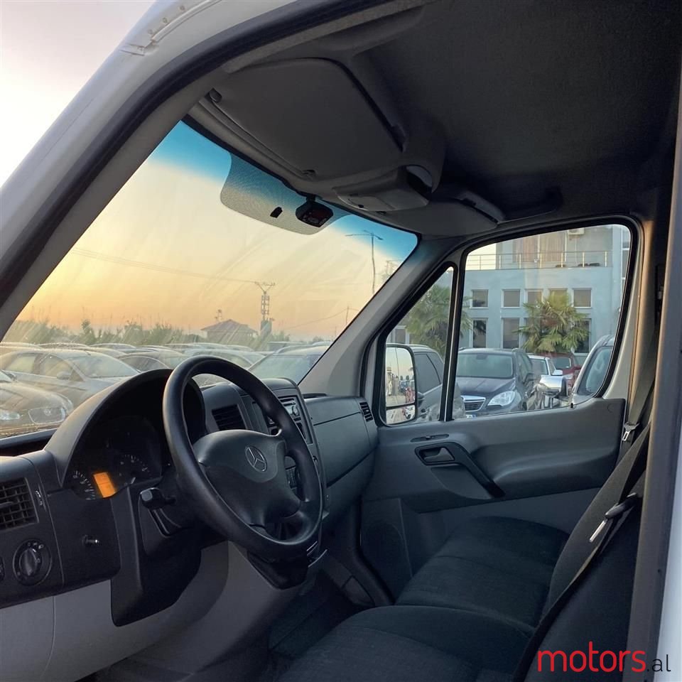 2016' Mercedes-Benz Viano photo #3