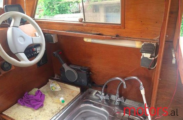 2010' Yamaran Escape photo #3