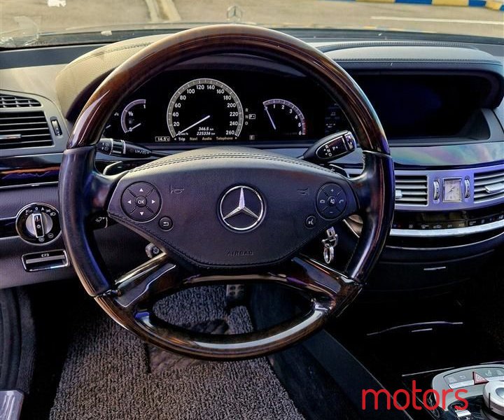 2012' Mercedes-Benz S 350 photo #4