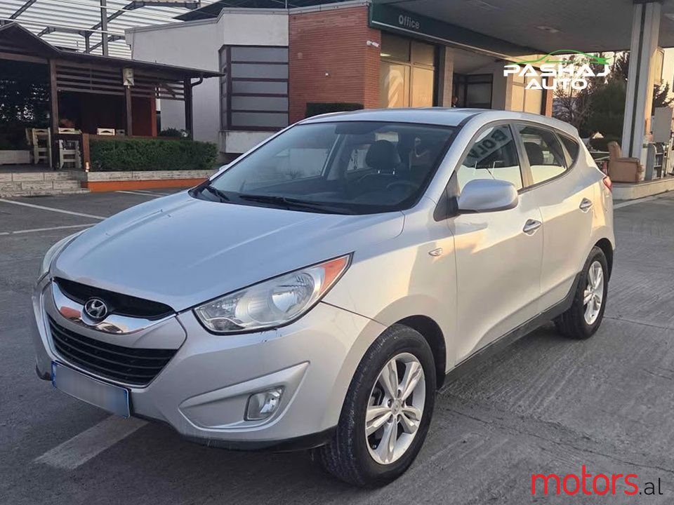 2010' Hyundai Tucson photo #1