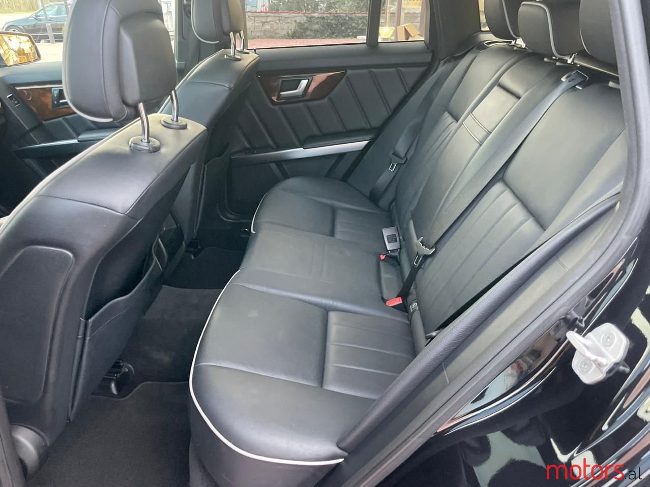 2014' Mercedes-Benz GLK 250 photo #2