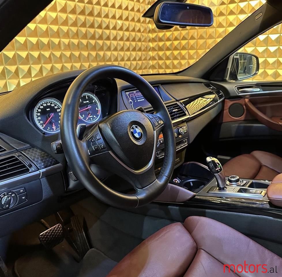 2012' BMW X6 photo #5