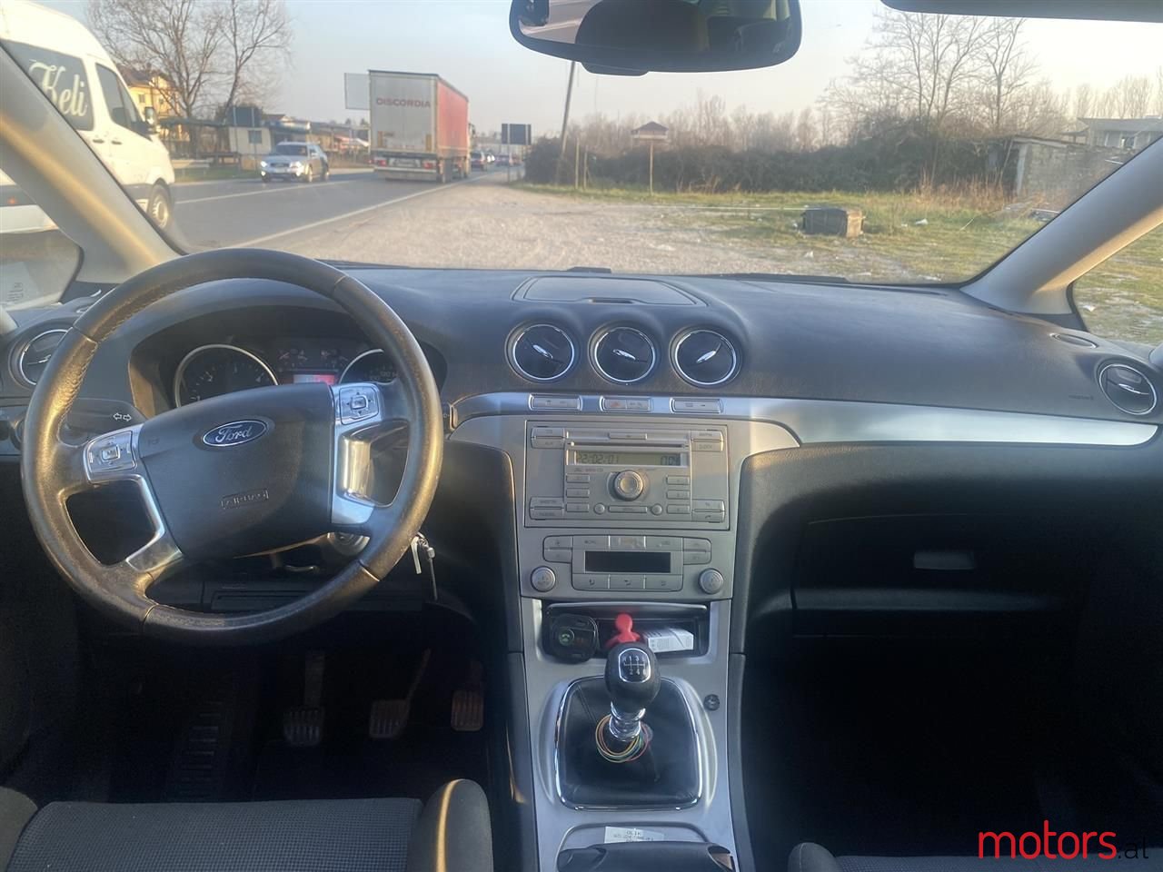 2006' Ford S-Max photo #3