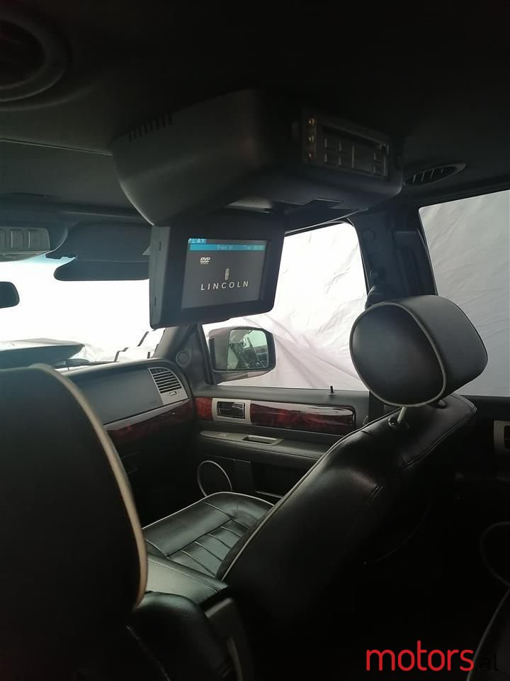 2006' Lincoln Navigator photo #4