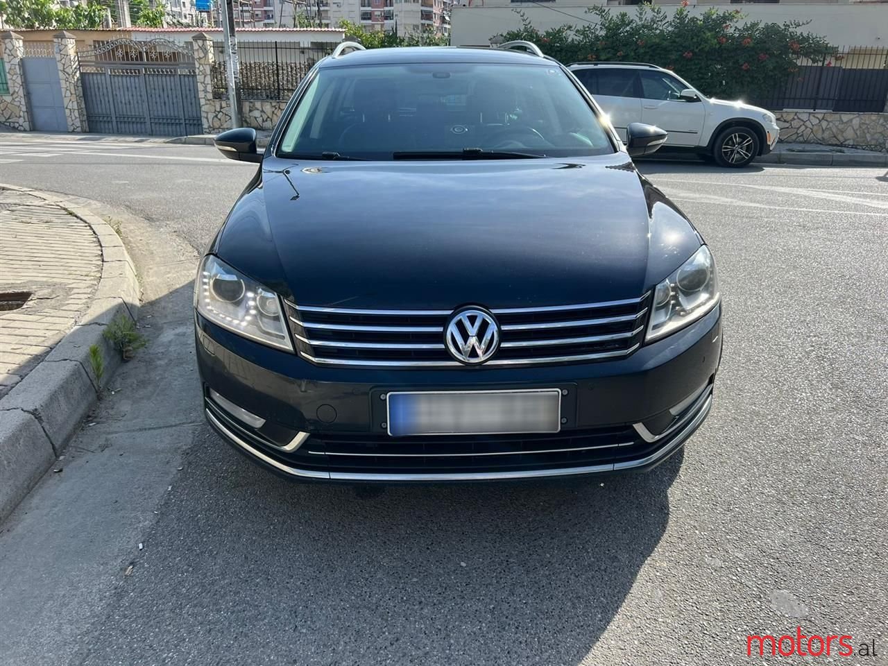 2012' Volkswagen Passat photo #1