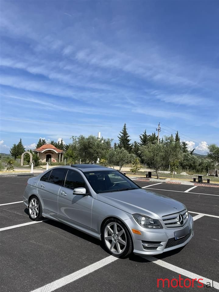 2013' Mercedes-Benz C 250 photo #4