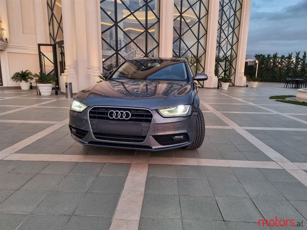 2014' Audi A4 photo #2